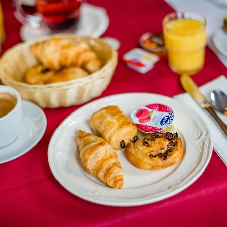 Grand Des Rasses & Wellness Отель