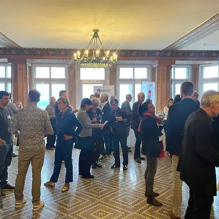 Grand Des Rasses & Wellness Szálloda Sainte-Croix