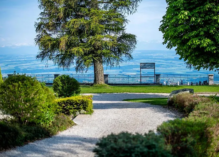 Grand Des Rasses & Wellness 3* Sainte-Croix