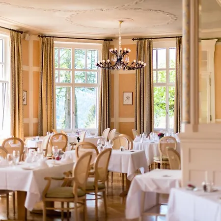 Grand Des Rasses & Wellness Отель Сент-Круа